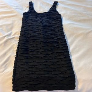 Forever 21 scalloped dress size small